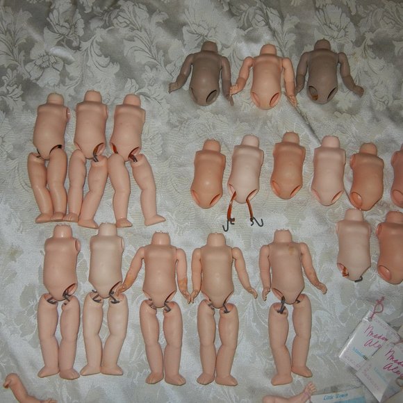 8" Wendy Madame Alexander doll Body torso arms legs replacement or… - Picture 2 of 4